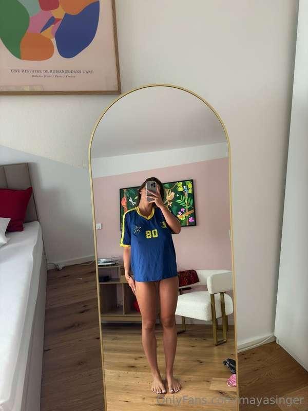 mayasinger image #1