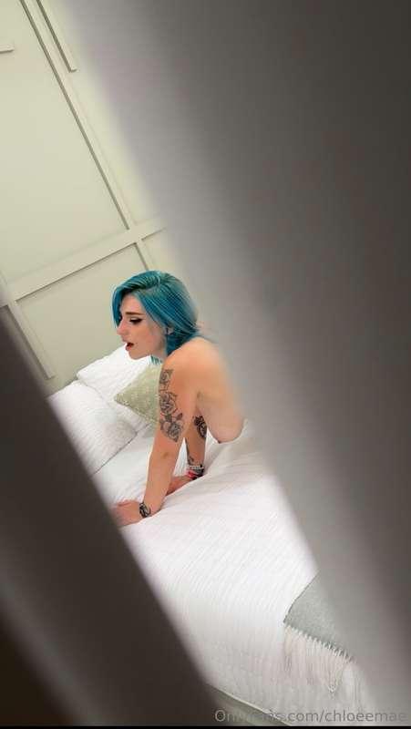 I did my very first shoot done entirely by someone else. Hub..