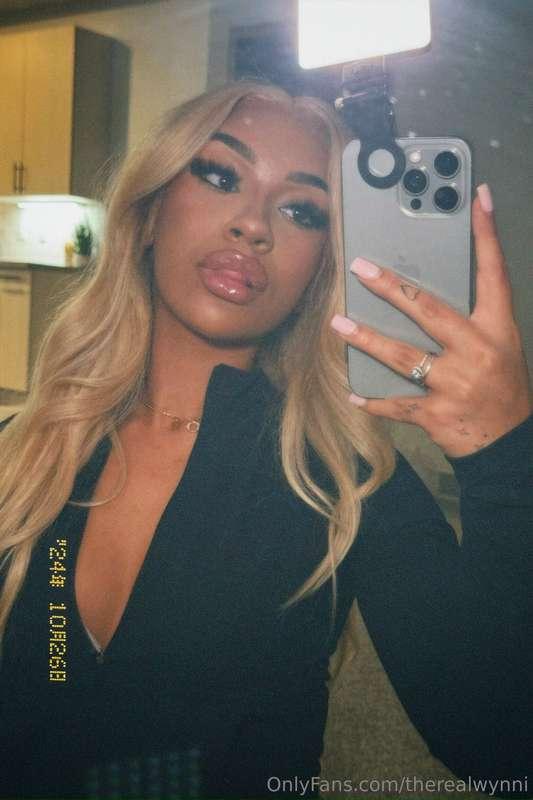unzip & taste👅