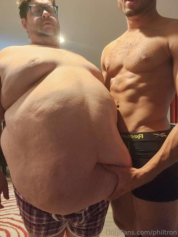 Spent the weekend getting fed and Manhandled by @arsarcanumx..