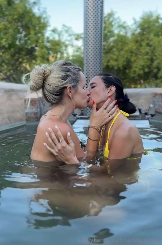🔞WARNING ⚠️ Hottest kissing video you will ever see in a hot..
