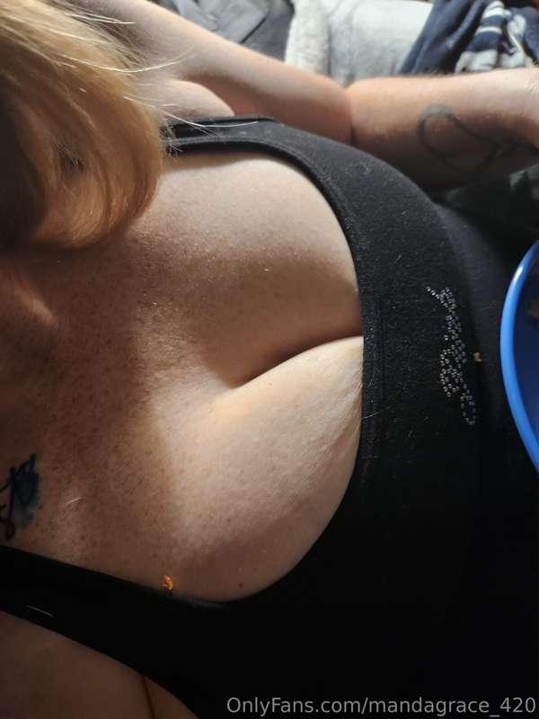 I was so fucking HORNY all day. Had some sexy dreams last ni..