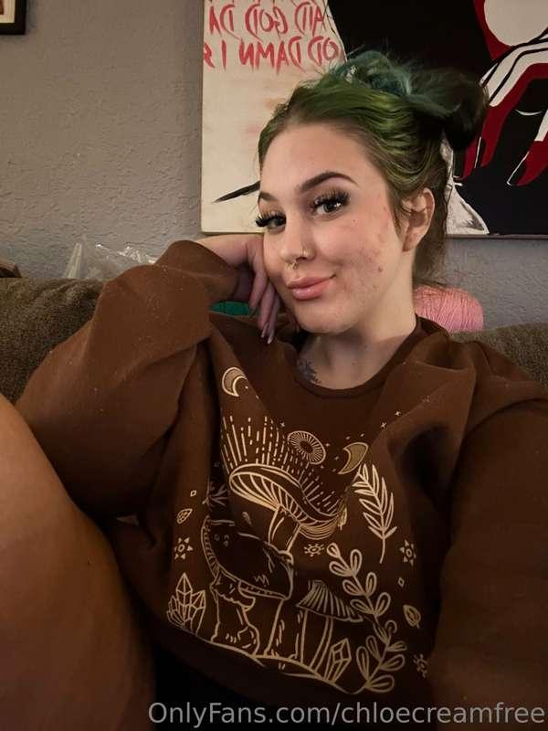 ## Tip $5 for a LIVE pussy video while I have company over! ..