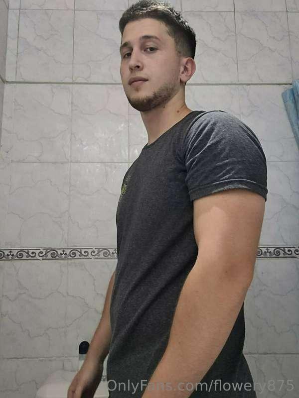 ⚡️FREE SUBSCRIPTION⚡️
             @eze_latin_boy
🦶 f33t
📹V1..
