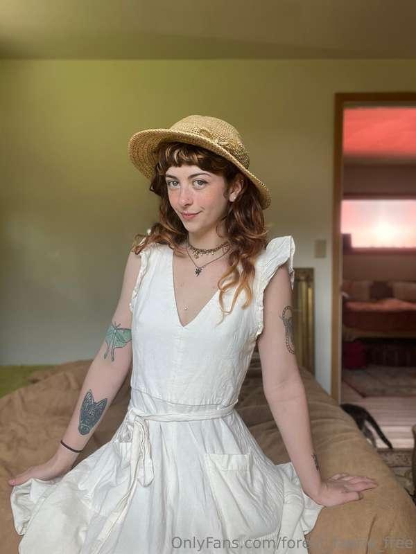 Swipe to peek under my dress ;)