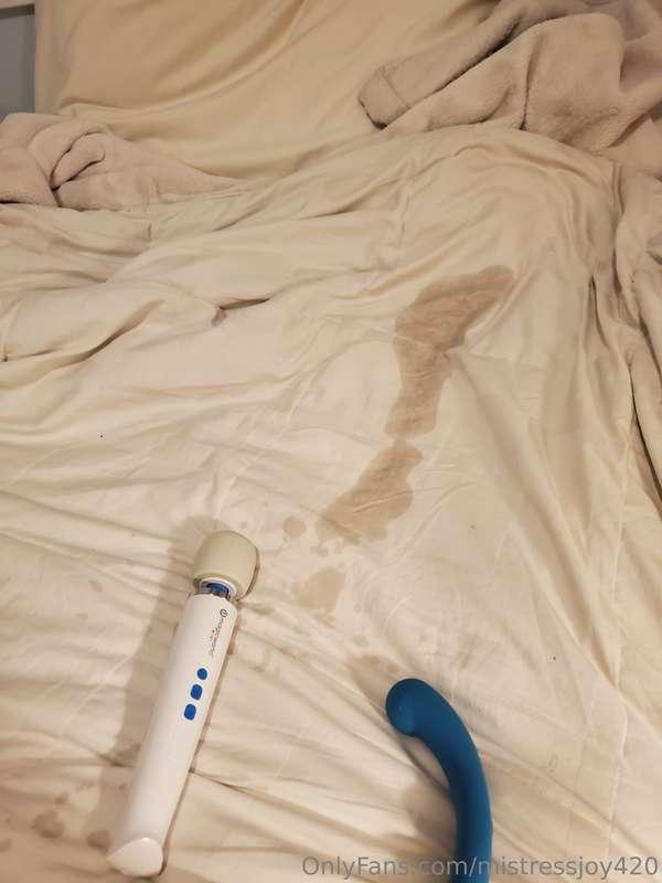 mistressjoy420 image #0