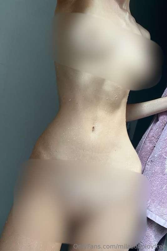 fresh out of the shower.... maybe next time you can join me?..