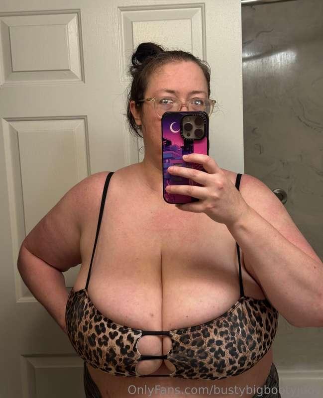 Massive mammaries jiggling about as I'm Topless. A few littl..