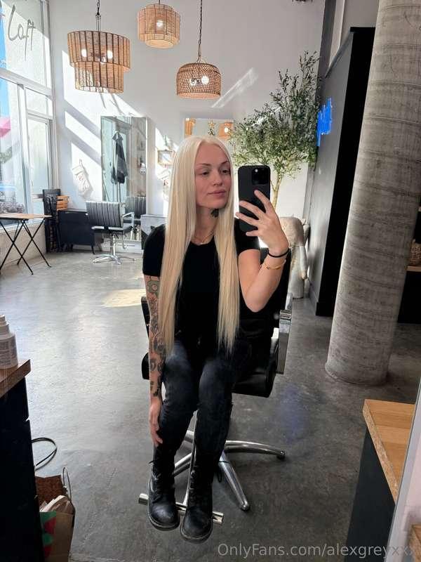 Pull my hair when I suck that 🍆