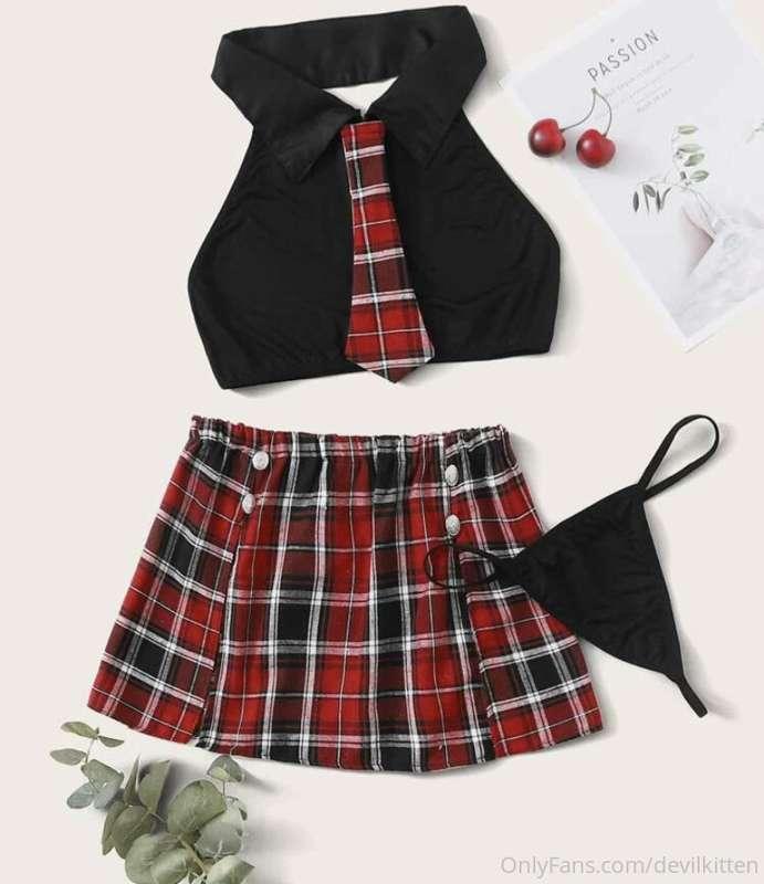 new outfits coming soon 🖤