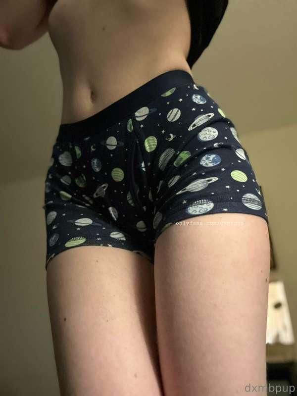 tomboy thigh thursdsy