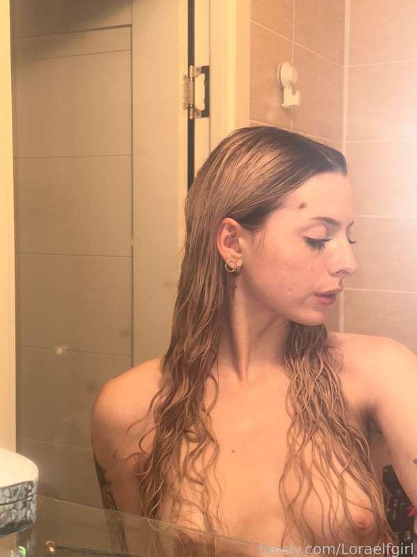  would you like to take a shower with me? 🚿



#teen #ahegao  #petite #tattoed #pussy #18 #tights #showersex #blonde