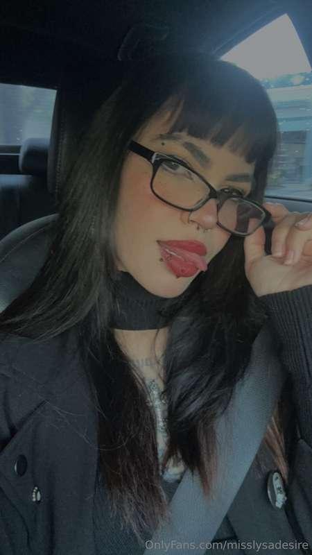 How much do u want to spend on me? 💲🖤