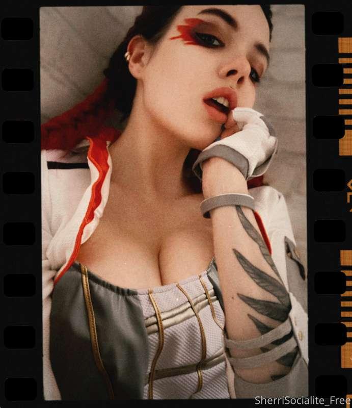 Loba from Apex legends🔥