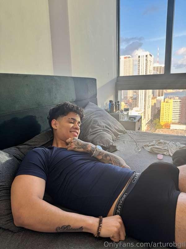 Who needs captions when you’ve got this? 😏