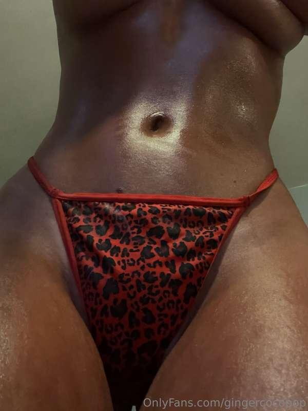 All oiled up🥴