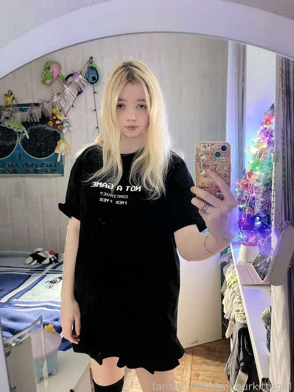 iamyourkittygirl image #3