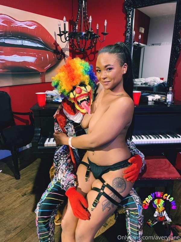 I want this picture framed and mounted 🤡
#GibbyTheClown