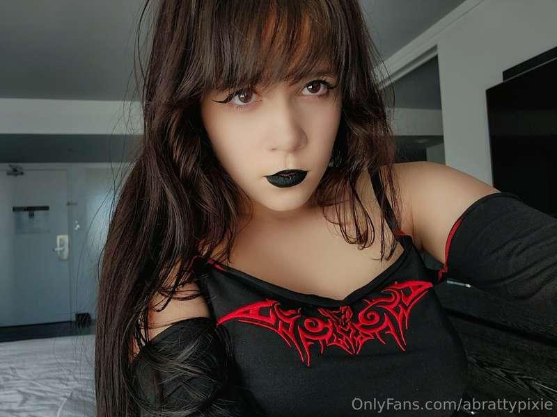 Do you like it when I pull my top down?