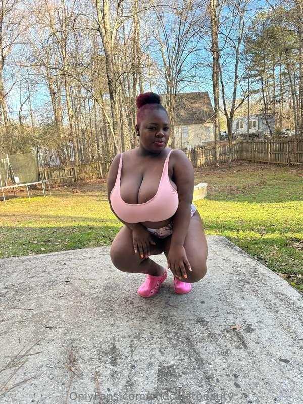 Hello neighbor Goodmorning 🥰👙😍