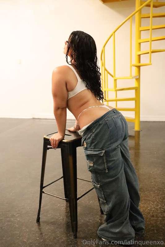 guess i need a belt with that haha 🍑