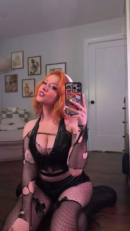 Gamer Goth Mommy Pt. 2