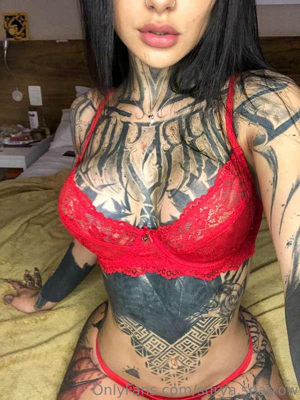 Yess bitch i feel the damn Christmas energy or whatever