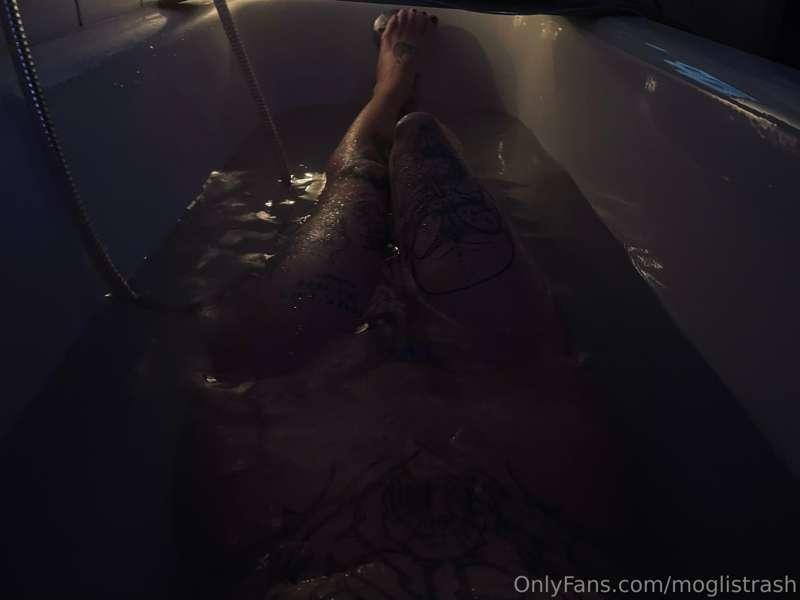 Wanna join me? wet n warm 