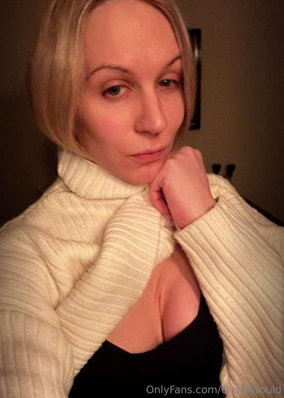 Cuddle or fuck? 🤭