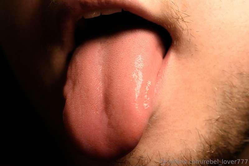Let me lick your hole