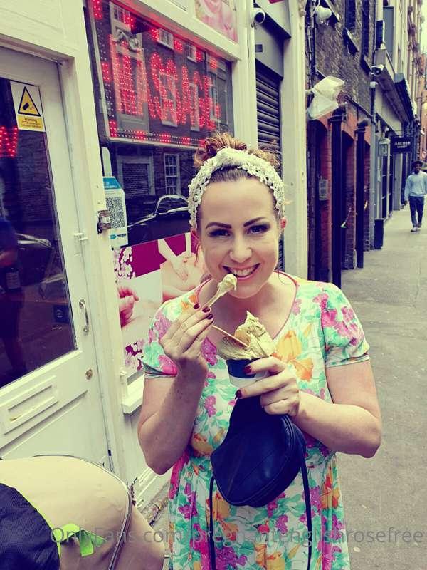 Ice cream in London x