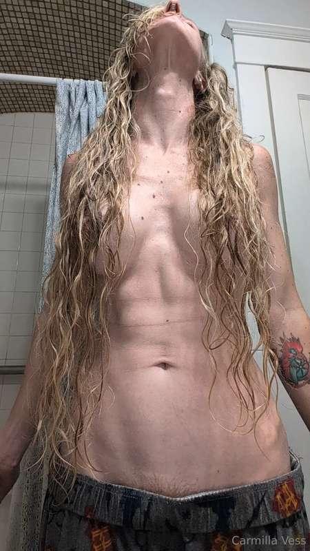 Would you help me wash my hair?