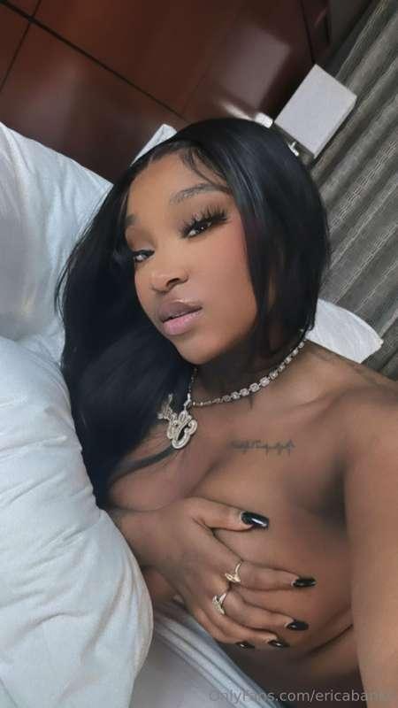 So I'm guessing you're up for sumthing fun. 🤔 Let's talk in ..