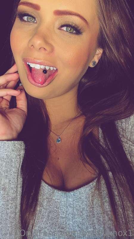 Hope you’re having a Good Friday night!!!! 👅😉