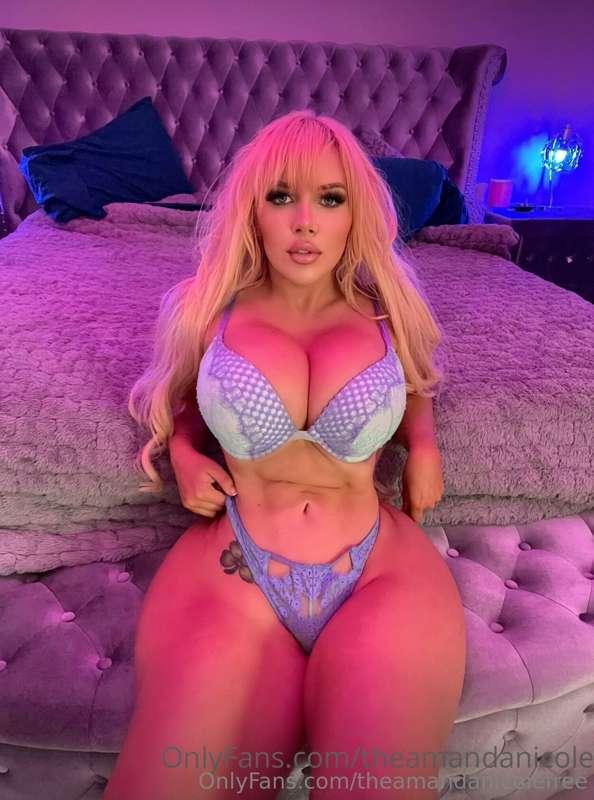 ### I think this bra makes my boobs look even bigger 🤭 😜