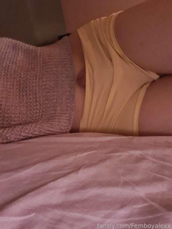 femboyalexx image #30