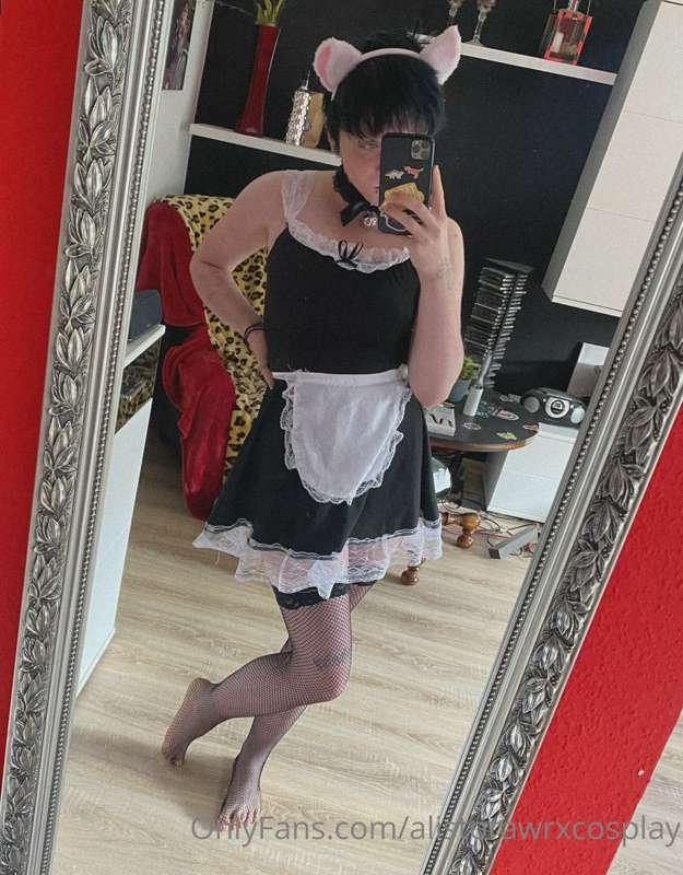 May I take ur Order, Master? 💗
•
What to expect 👀
🖤 Catboy 
..