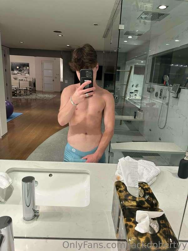 please tell me you're as horny as I am ;)