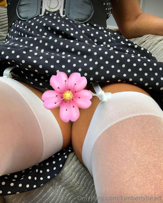 Naughty upskirt? 🫦 Tip me $5 😈😈😈