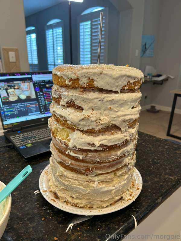 I baked a cake on stream the other day!!!! but uhh....i may ..