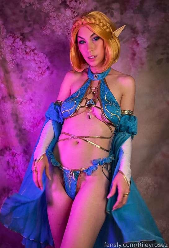 rileyrosez image #1