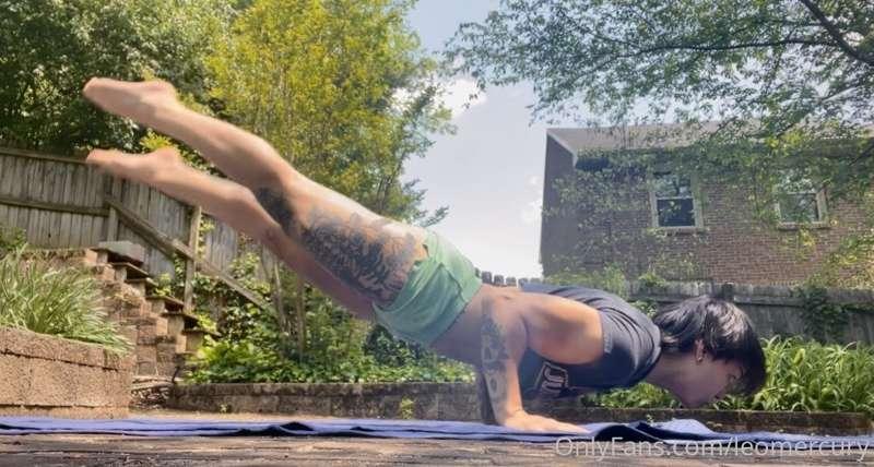 i’ve decided to not abide by the laws of gravity anymore lma..