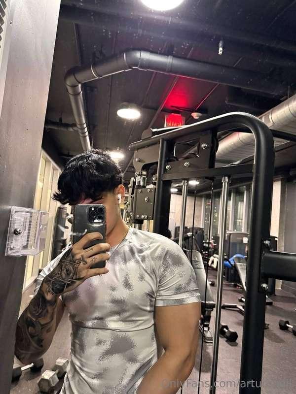 Setting the vibe for this session. Let’s get it.🔥
