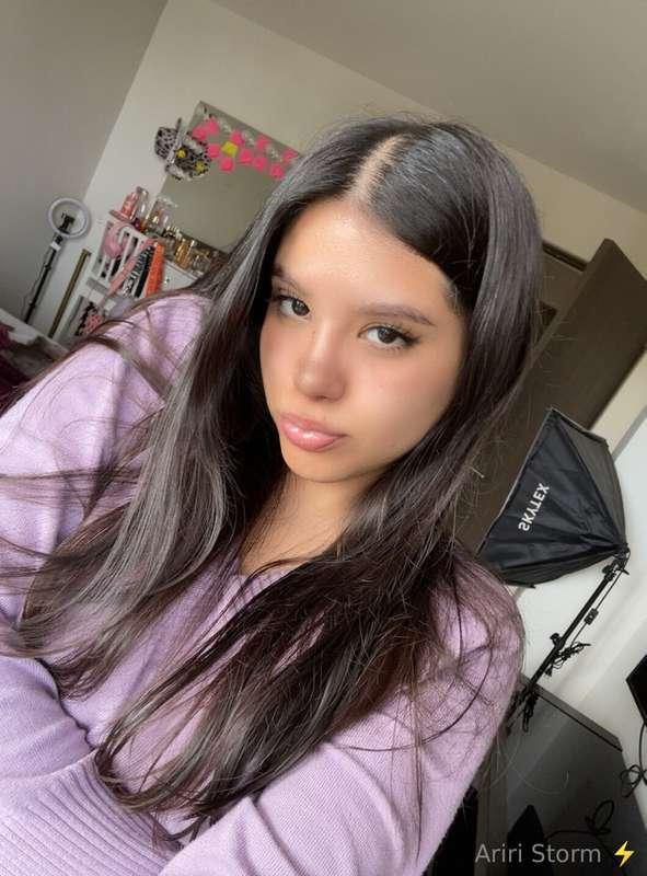 Do you like my selfies?🙈