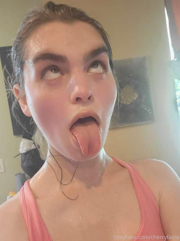 Me after I go for a run 🥰 I can get pretty sweaty... 🥵