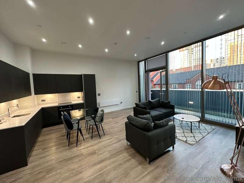 Just moved into my first apartment!😍🛍️  If anybody’s feeling..