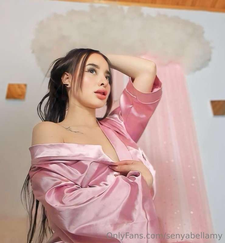 Douceur et satin… c’est mon petit moment de rêve 💖🌙