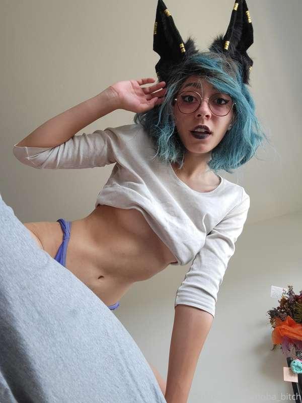 What's that?? You haven't seen my boobies ALL DAY?!!?? That'..