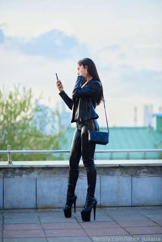 latex_juliana image #16