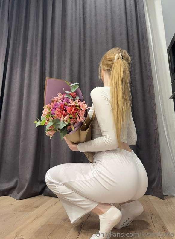 kissofsofia image #1